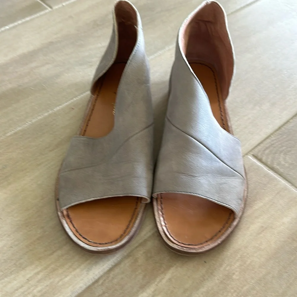 Free people Mont Blanc gray leather shoe/boot